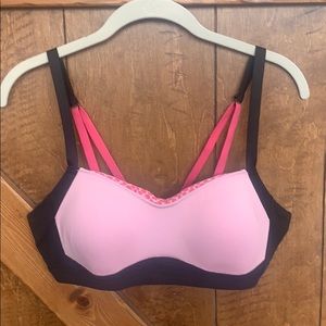 Brooks sports bra